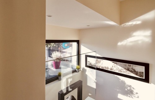 Billancourt–Rives de Seine Casa | Top Floor Penthouse - 750 Square Foot Sunny Rooftop Terrace at the gate of Paris