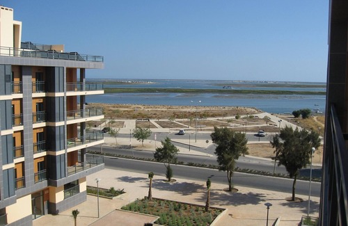 Olhao Apartamento | En la planta superior apartamento en primera línea, vistas al mar, piscina en la azotea, es fácil caminar histórico Olhao
