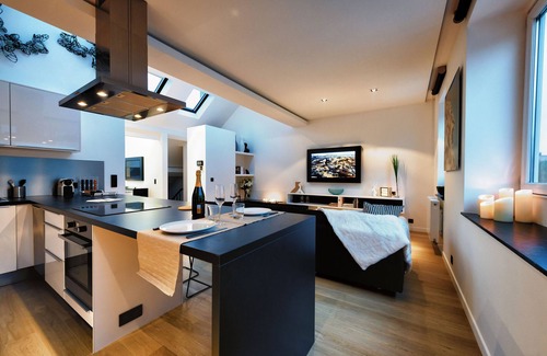 Chatelain Apartamento | Apartamento Loft en el último piso en el área de Louise-Châtelain