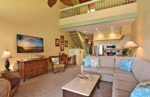Honokowai Apartamento | Top floor oceanfront 2 bedroom condo, with expansive views