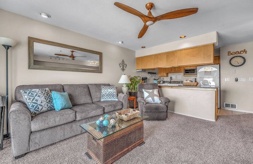 Lincoln City Condominio | Top Floor, Ocean View Condo in The Heart of The Taft District in Lincoln City