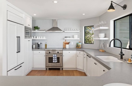 Solana Beach Apartamento | Top Floor Oceanfront Retreat, a Short 3-5 Minute Walk to the Beach