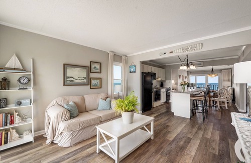 Nags Head Condominio | Sweet Paradise: Sale Fall Weeks! ÁTICO FRENTE AL MAR! Retiro Fresco y Limpio
