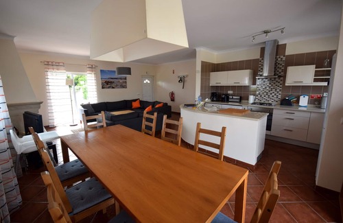 Aljezur Casa | ¡La mejor casa para cada temporada! villa independiente con aire acondicionado y piscina privada