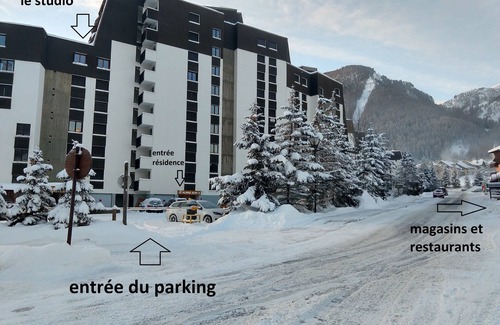 La Salle-les-Alpes Apartamento | Excelente ubicación, pie de pistas SERRECHEVALIER 1400 acceso directo a pistas, club