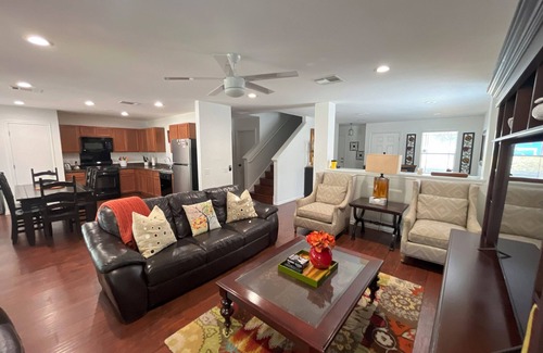 Austin Casa | Top Location! Spacious Home Near Downtown & Events