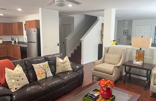 Austin Casa | Top Location! Spacious Home Near Downtown & Events