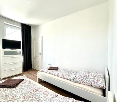 Erichshof Apartamento | Top Monteurwohnung Stuhr-Brinkum mit perfekter Anbindung