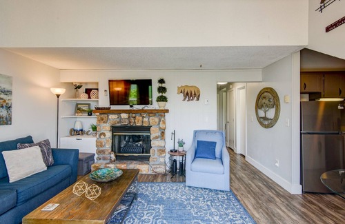 Seven Devils Condominio | Top Of Seven - Views! Amazing Grandfather Mtn views from this updated condo in Seven Devils!