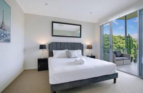Taringa Apartamento | Top of Taringa Penthouse with Sweeping Views