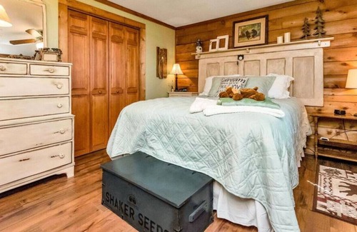 Purlear Cabina | Top of the Lump Cabin with Spectacular Views
