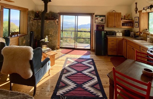 Julian Apartamento | Cabaña de montaña aislada en 40 acres con vistas increíbles