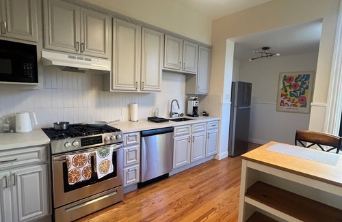 Russian Hill Casa | Top of the Park with Views Russian Hill 2 bedroom Townhouse