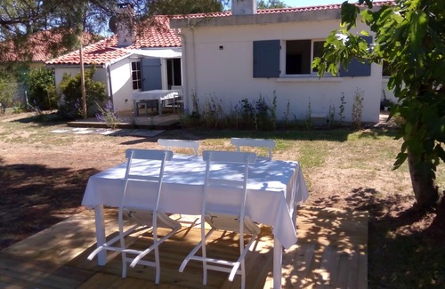 Ronce-les-Bains Casa | Exclusivo encantador y amplio jardín cómodo,,,, cerrado para 8 personas.