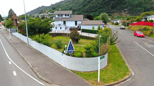 Picton Casa | Top of the Town