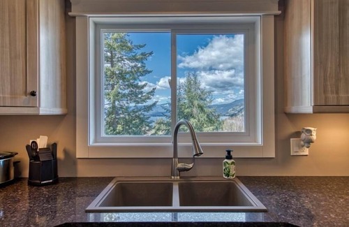 Blind Bay Cabaña | Top Rated!! Private and Sanitized! Semi-Lakefront Luxury Blind Bay - Specials for Winter & Spring! by RedAwning
