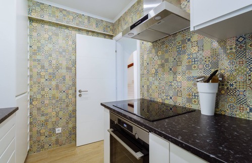 Alporchinhos Casa | Casa adosada renovada con piscina y acceso al mar