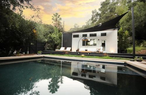 Fernwood Casa | Topanga Canyon Oasis by Colby & Conrad