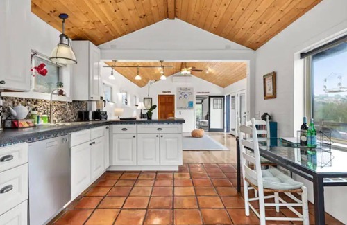 Topanga Casa | Topanga Secret Cottage