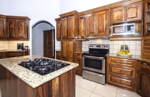 Ballena Villa | Topanga Villa - Private Luxury for Groups