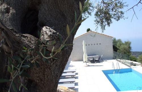 Agios Nikitas Villa | TOPAZ SUPERIOR VILLA - AGIOS NIKITAS LEFKADA
