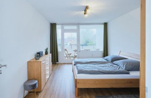 Immenstaad am Bodensee Apartamento | Topeingerichtete große 2-Zimmer Wohnung