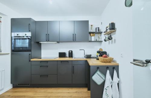 Immenstaad am Bodensee Apartamento | Topeingerichtete große 2-Zimmer Wohnung