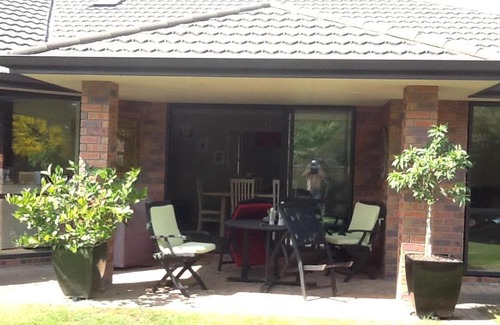 Turangi Casa | Topia bed and breakfast