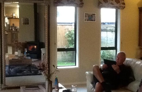 Turangi Casa | Topia bed and breakfast