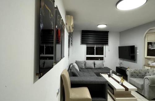 Ashdod Apartamento | דירת דופלקס מהממת באשדוד בעלת 4 חדרי שינה וסלון הכוללת 4 מיטות זוגיות