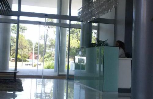 Cantegril Apartamento | Torre Bellagio piso 14 Hermoso depto 3 personas