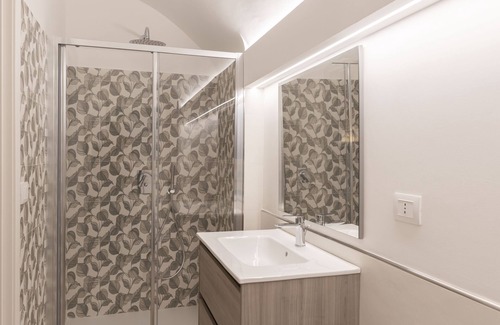 Trani Cama Y Desayuno | Torre Canina Suite & Rooms