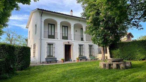 Sant Vicenc de Torello Casa | Torre de Codinac