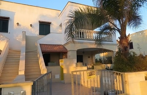 Torre Pali Apartamento | Torre Pali - casa con gran terraza con vista al mar
