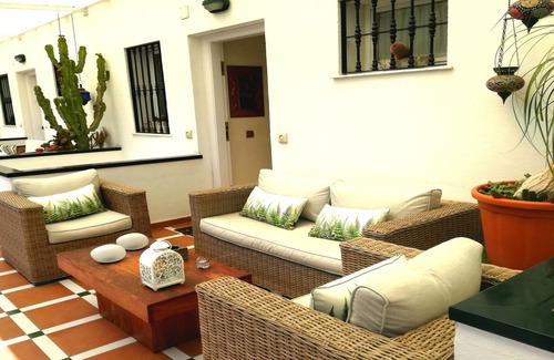 Carihuela Apartamento | Apartamento a 100m de La Carihuela con WiFi gratis, AC, piscina comunitaria