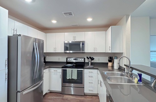 Carmel Valley Apartamento | Torrey Gardens: Spacious 2BR Apt in Carmel Mountain, San Diego