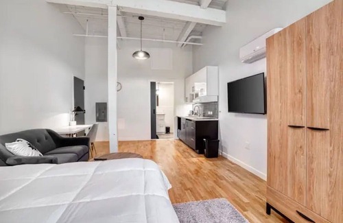 Downtown Hartford Apartamento | Totally Private Cozy studio in awesome Hartford with WiFi, AC