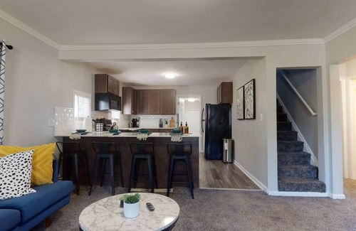 Warren Casa | Totally Renovated 3 Bedroom home in Warren