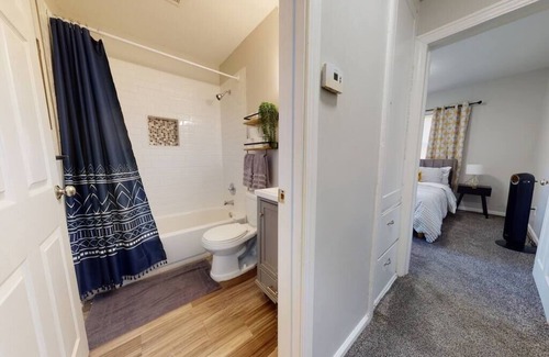 Warren Casa | Totally Renovated 3 Bedroom home in Warren