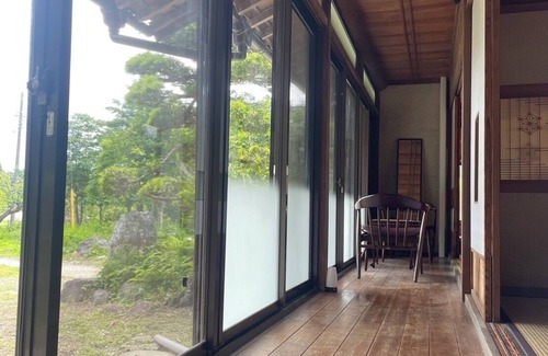 Isumi Casa | Totoro vibes, country side 120 year old house,10 adults. Beautiful and clean.