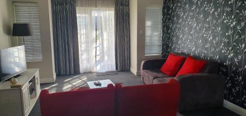 Baileys Muckleneuk Casa | Touch of Class Guest House