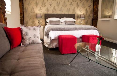 Baileys Muckleneuk Casa | Touch of Class Guest House