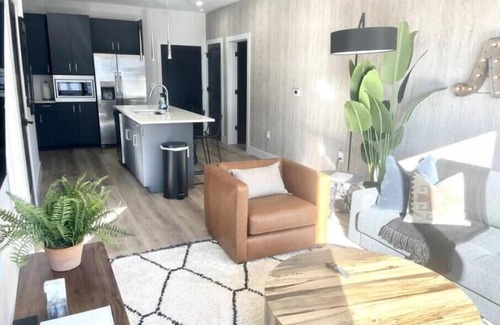 West End Condominio | Touch of class-West End