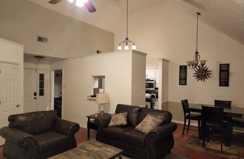 Jackson Casa | Touch of Comfort