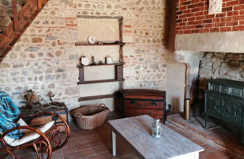 Badinieres Casa | Tour of the Middle Ages, romantic or family atmosphere, in the Isère countryside