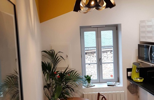 Beaune City Centre Apartamento | Tour Saint Nicolas, in downtown Beaune