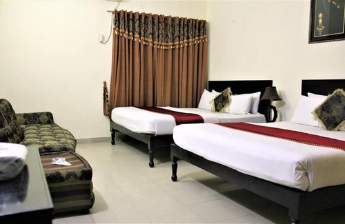 Lahore Hotel | Tourist Inn Hotel