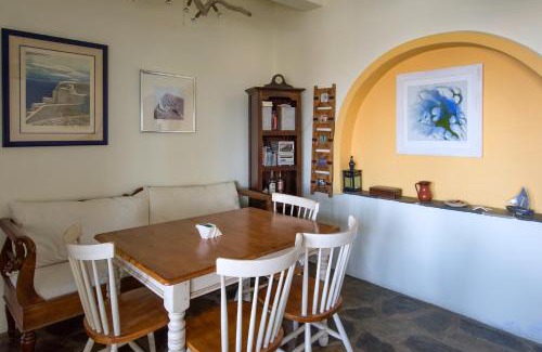 Tourlos Casa | Tourlos Beachfront House in Mykonos