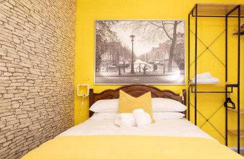 Tower Hill Casa | Tower Bridge Rainbow Suites