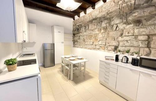 Citta Alta Apartamento | Tower Gombito's Apartment